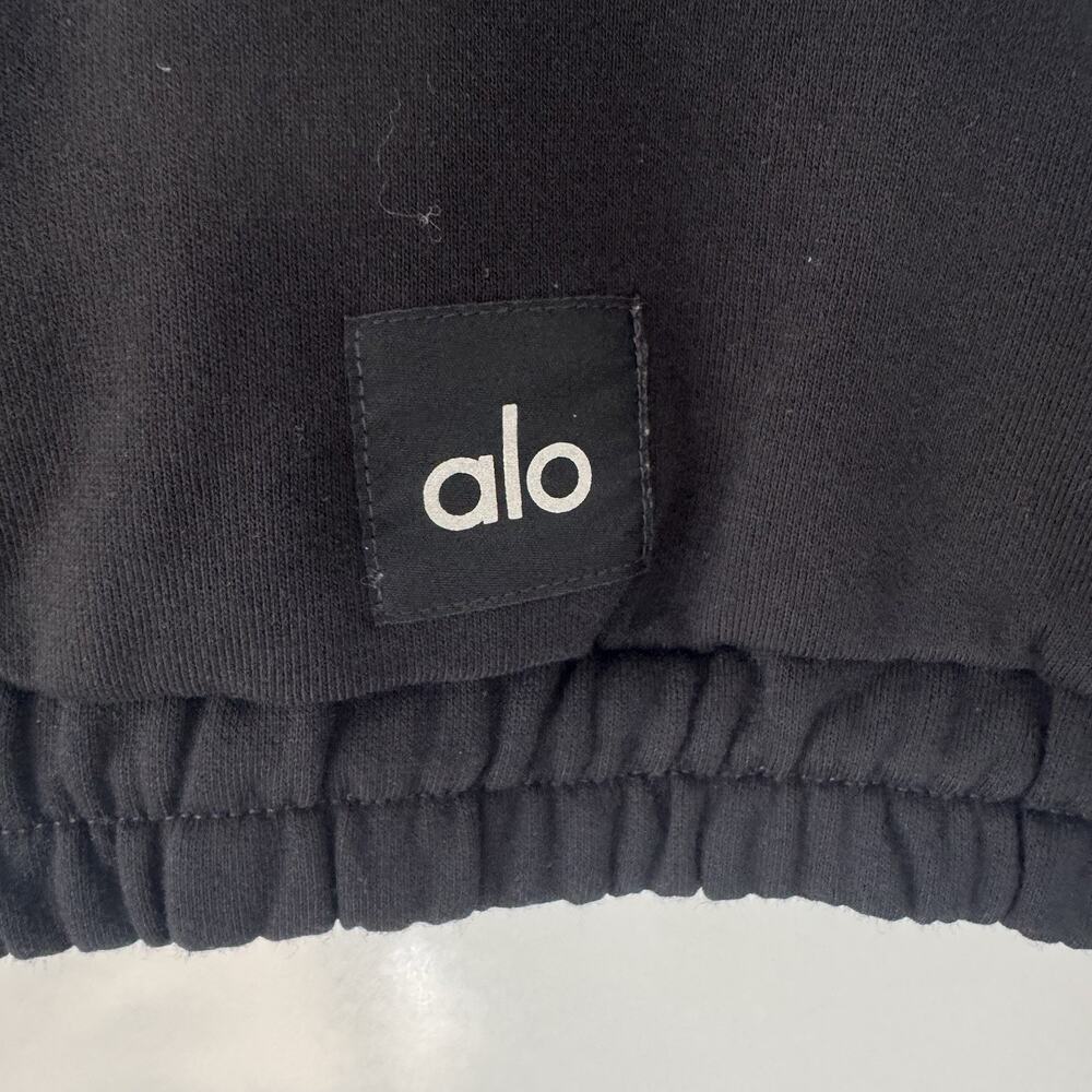 ALO Yoga Accolade Sweatshirt Scoop Neck Bra Size Small Solid Black Comfort EUC - Picture 5 of 8